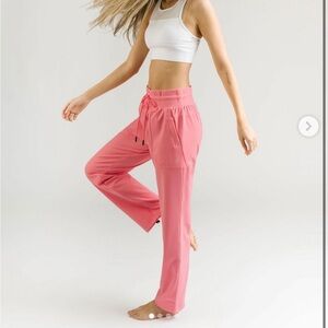 ZYIA Pink Adapt Joggers (New with Tags, Size L)
